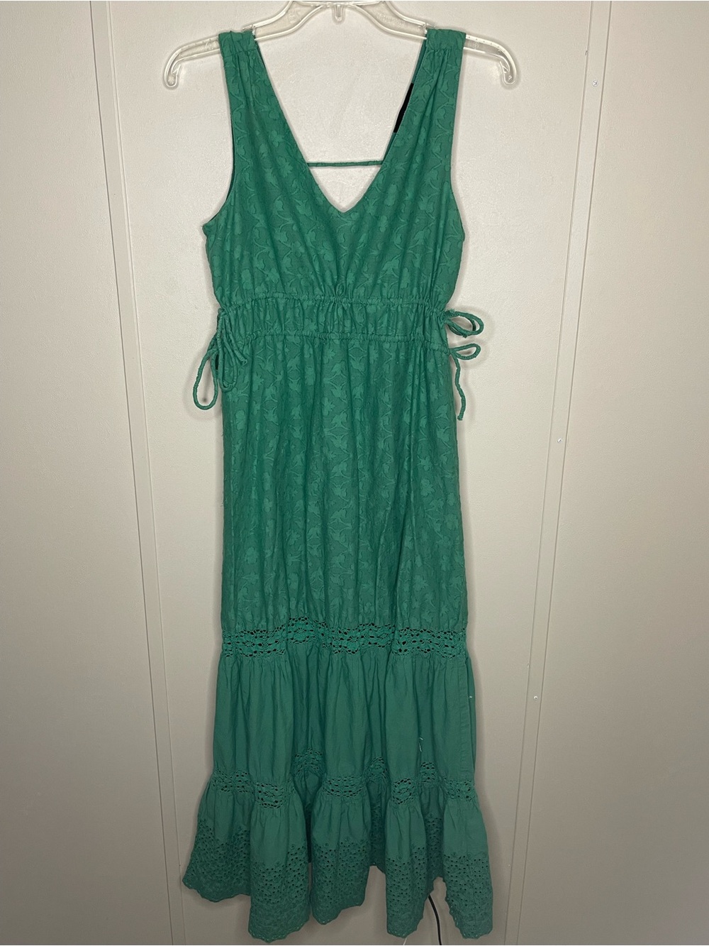 Papal Sleeveless V-Neck Green Maxi Dress with Tie Waist Size small GUC